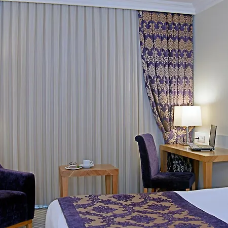 Tugcu Select Hotel