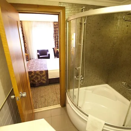 Tugcu Select Hotel