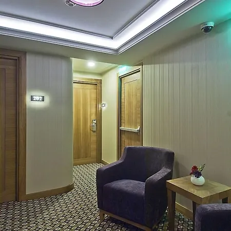 Tugcu Select Hotel