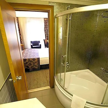 Tugcu Select Hotel 4*