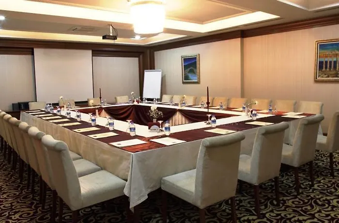 توجكو سيليكت 4* بورصة